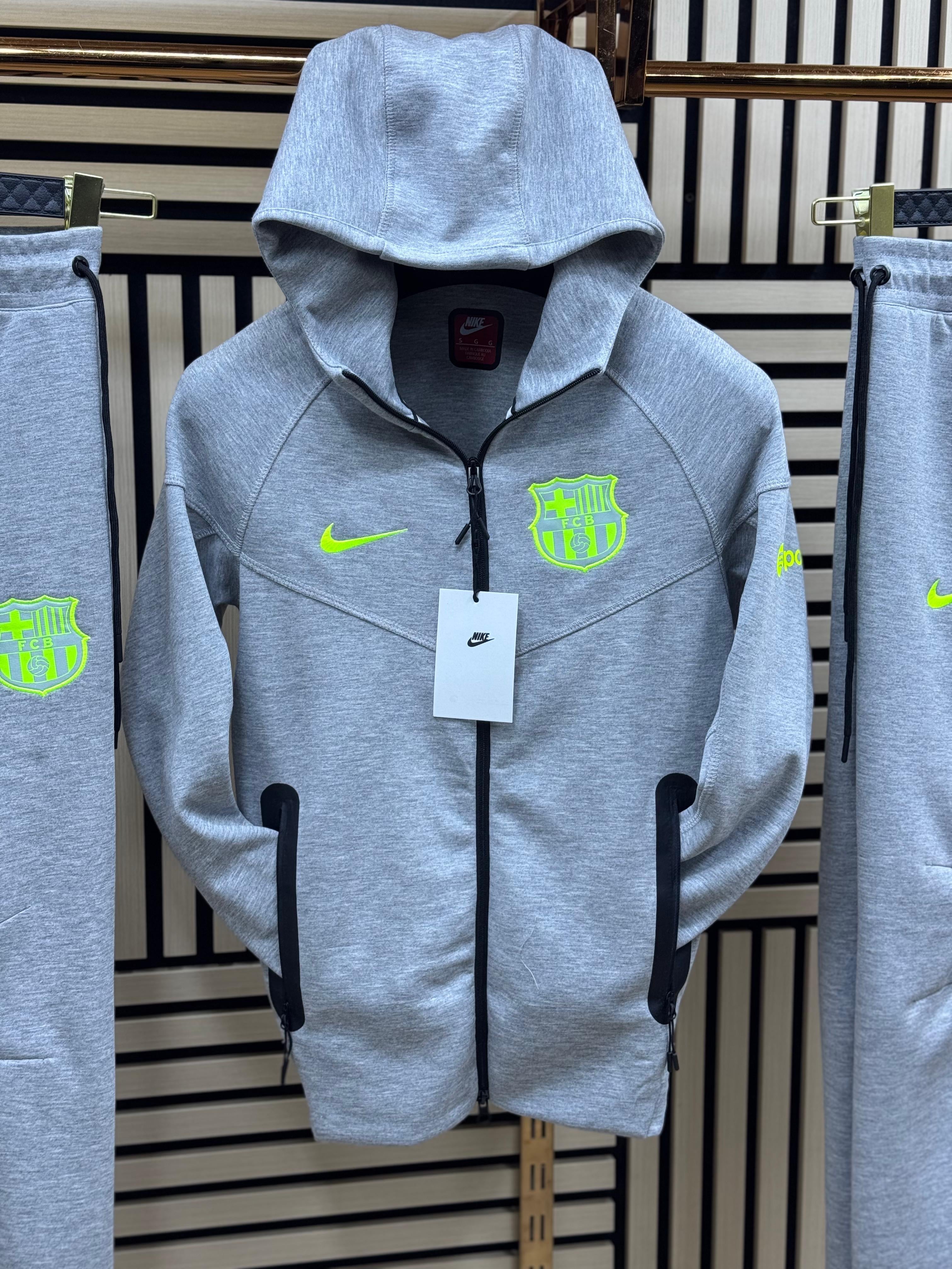 Chandal Nike Tech Fleece X FC Barcelona