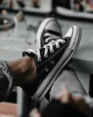 CONVERSE NEGRA