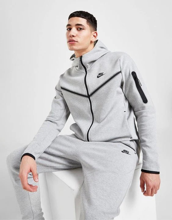 Chandal Nike Tech Fleece Gris