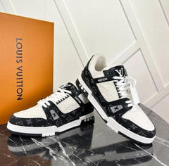 Louis Vuitton Trainer Negro