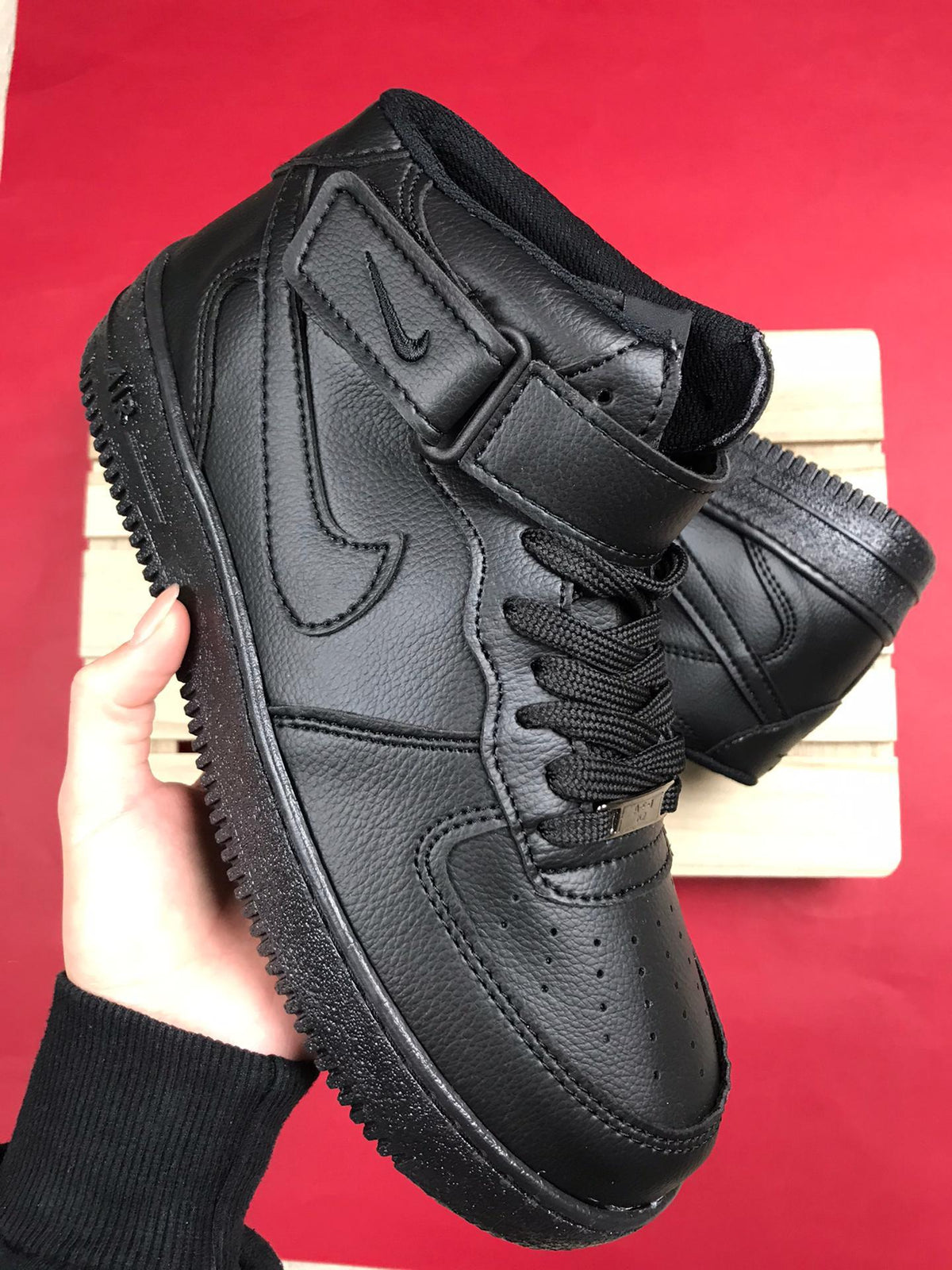 Nike Air Force 1 Negras